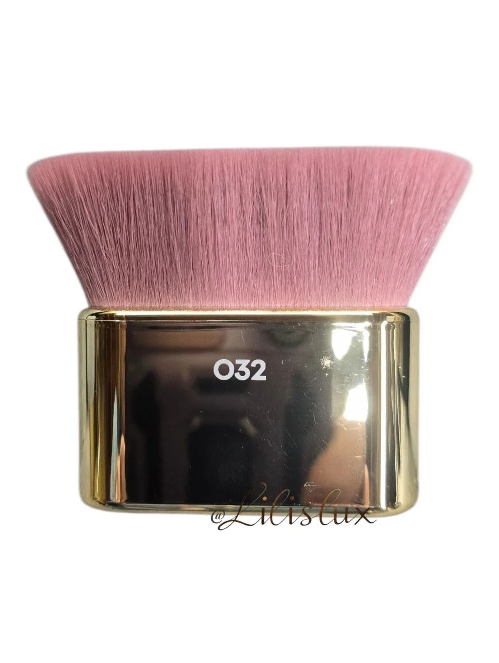 Real Techniques The Soft Glam  New! Pink Limited Edition 032 Curved Kabuki Brush